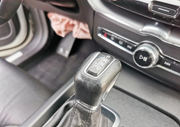 Volvo XC 60 cena 41900 przebieg: 20000, rok produkcji 2019 z Warszawa małe 254